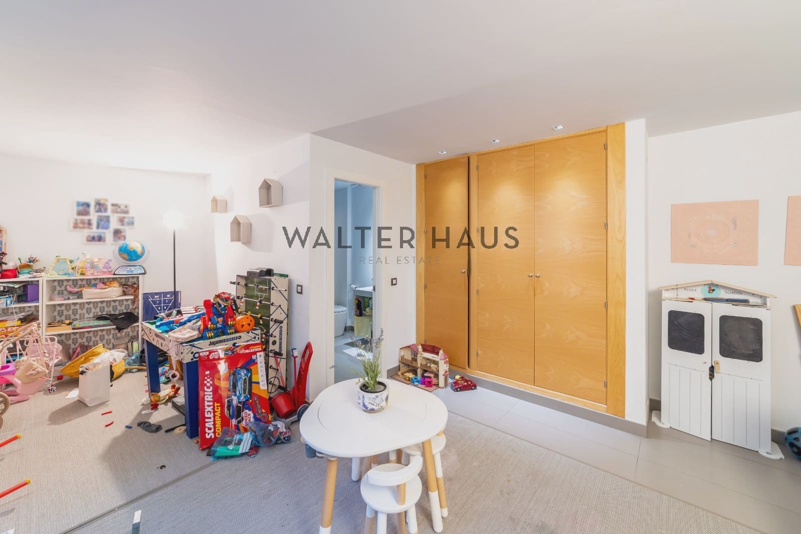 5 quarto Moradia para venda em Madrid cidade com piscina garagem - 2 490 000 € (Ref: 10163253)