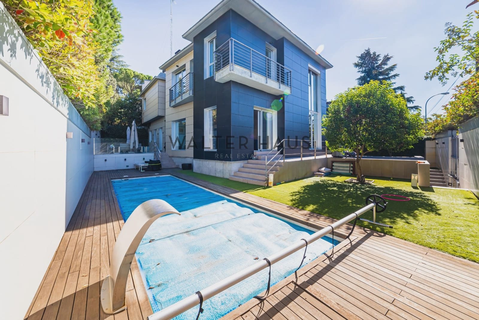 5 quarto Moradia para venda em Madrid cidade com piscina garagem - 2 490 000 € (Ref: 10163253)