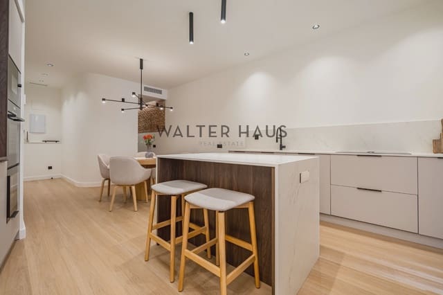 Piso de 3 habitaciones en Universidad, Madrid ciudad en venta - 1.370.000 € (Ref: 10163838)