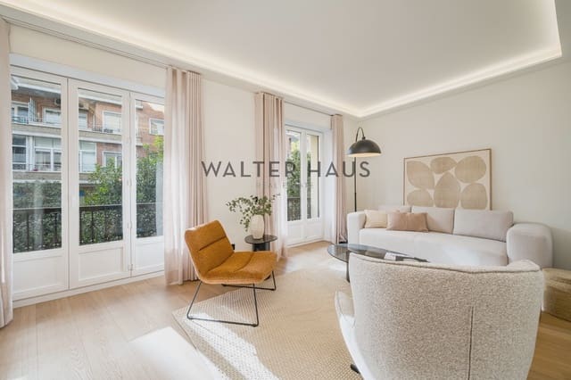 Piso de 3 habitaciones en Universidad, Madrid ciudad en venta - 1.370.000 € (Ref: 10163838)