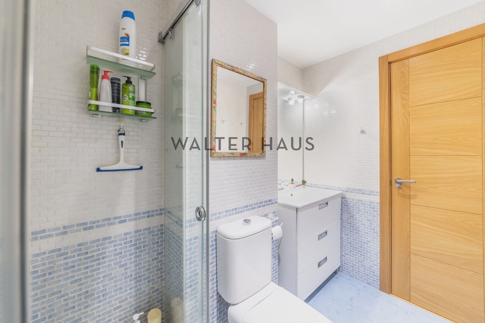 3 bedroom Villa for sale in Madrid city with pool garage - € 520,000 (Ref: 10165583)