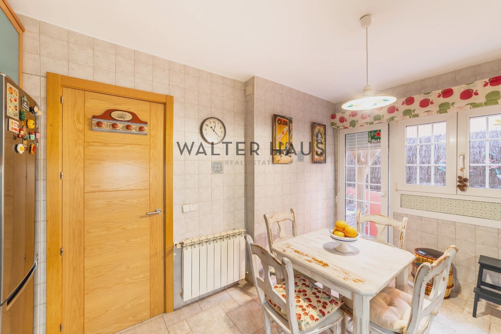 3 bedroom Villa for sale in Madrid city with pool garage - € 520,000 (Ref: 10165583)