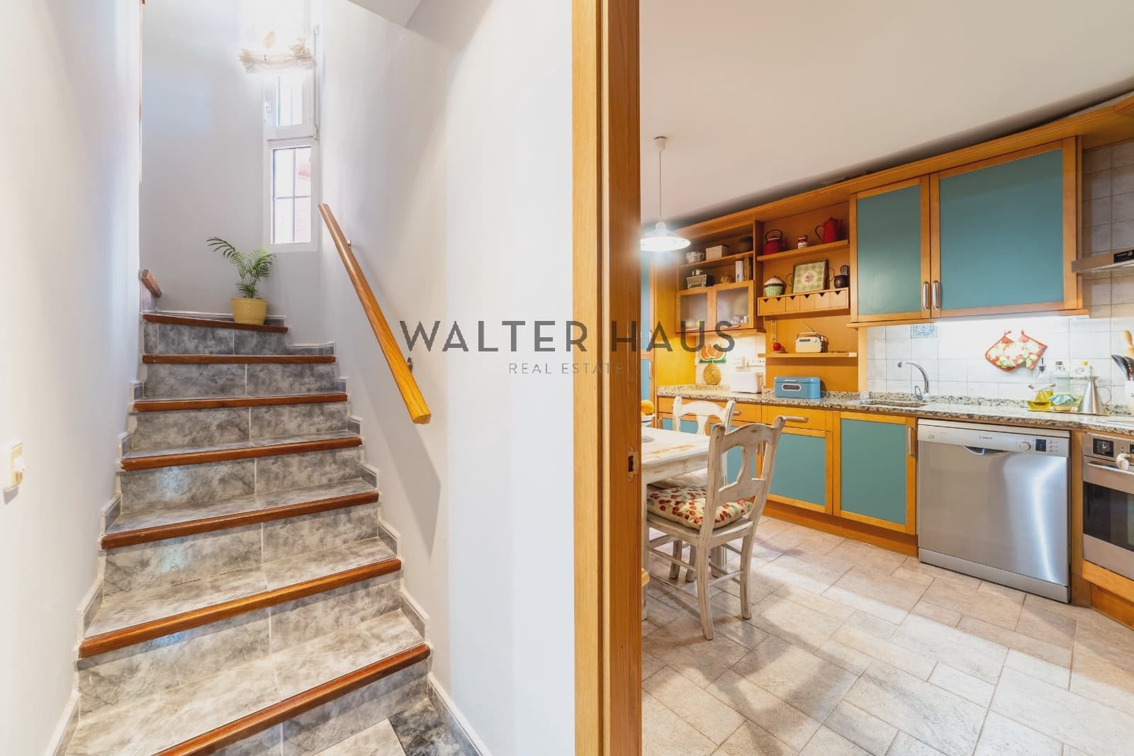 3 bedroom Villa for sale in Madrid city with pool garage - € 520,000 (Ref: 10165583)
