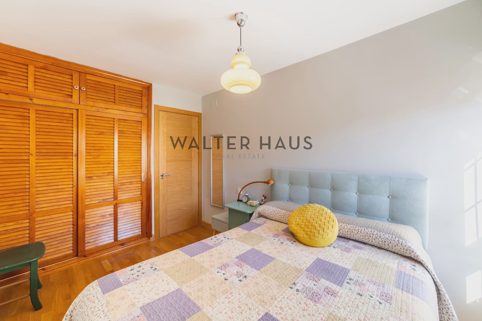 3 bedroom Villa for sale in Madrid city with pool garage - € 520,000 (Ref: 10165583)