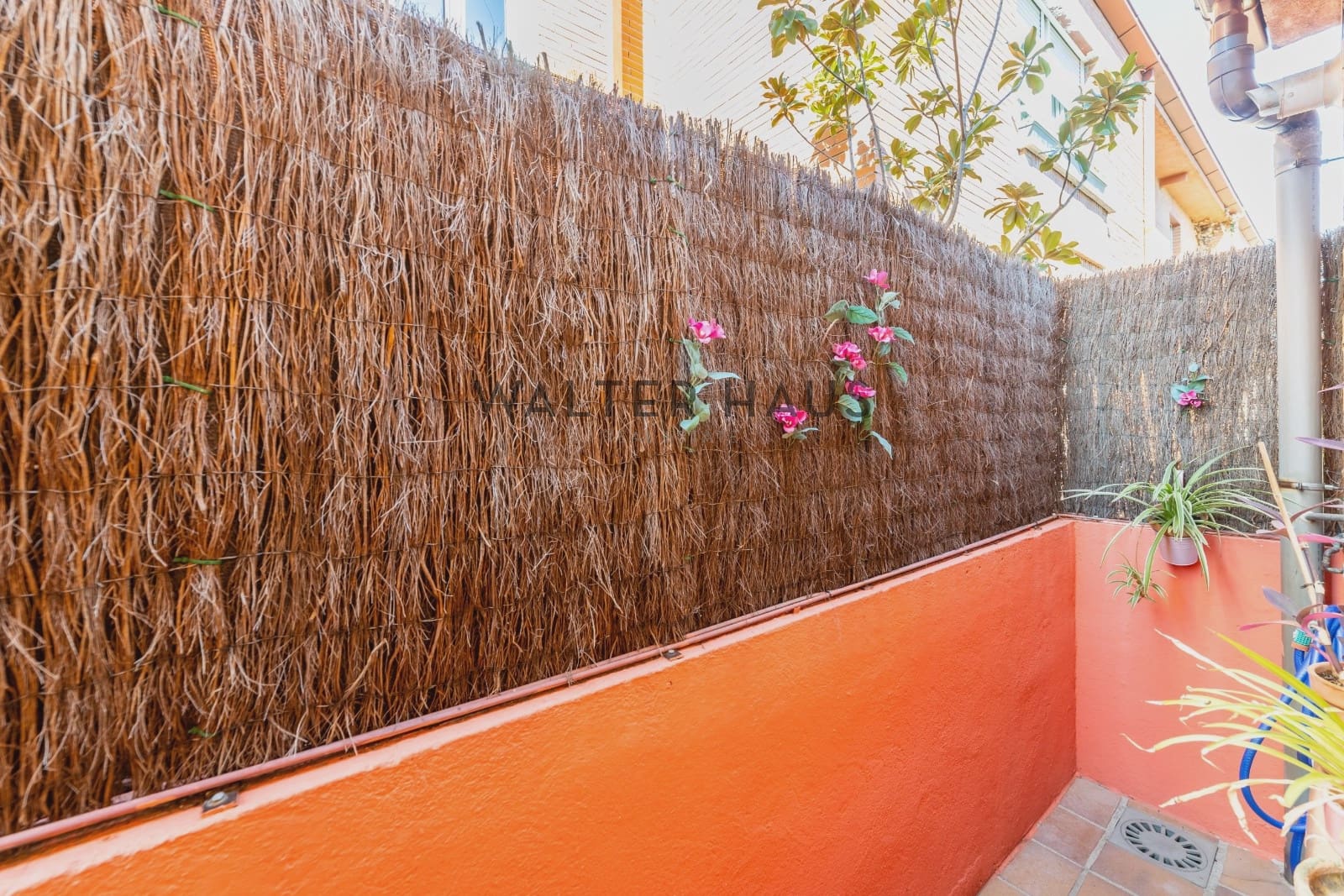 3 bedroom Villa for sale in Madrid city with pool garage - € 520,000 (Ref: 10165583)