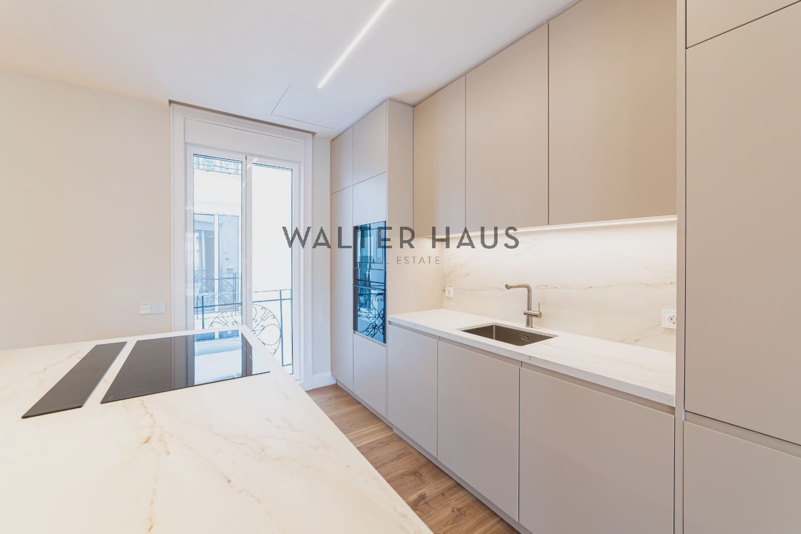 4 bedroom Flat for sale in Madrid city - € 3,750,000 (Ref: 10167575)