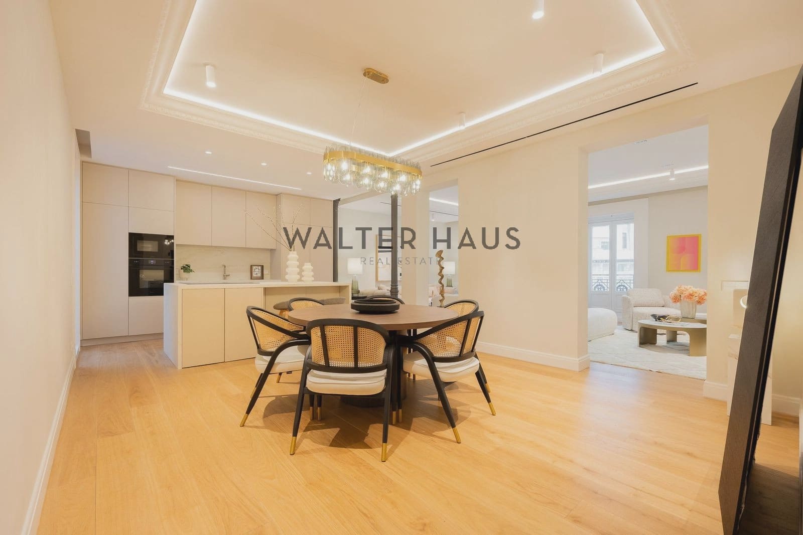 4 bedroom Flat for sale in Madrid city - € 3,750,000 (Ref: 10167575)