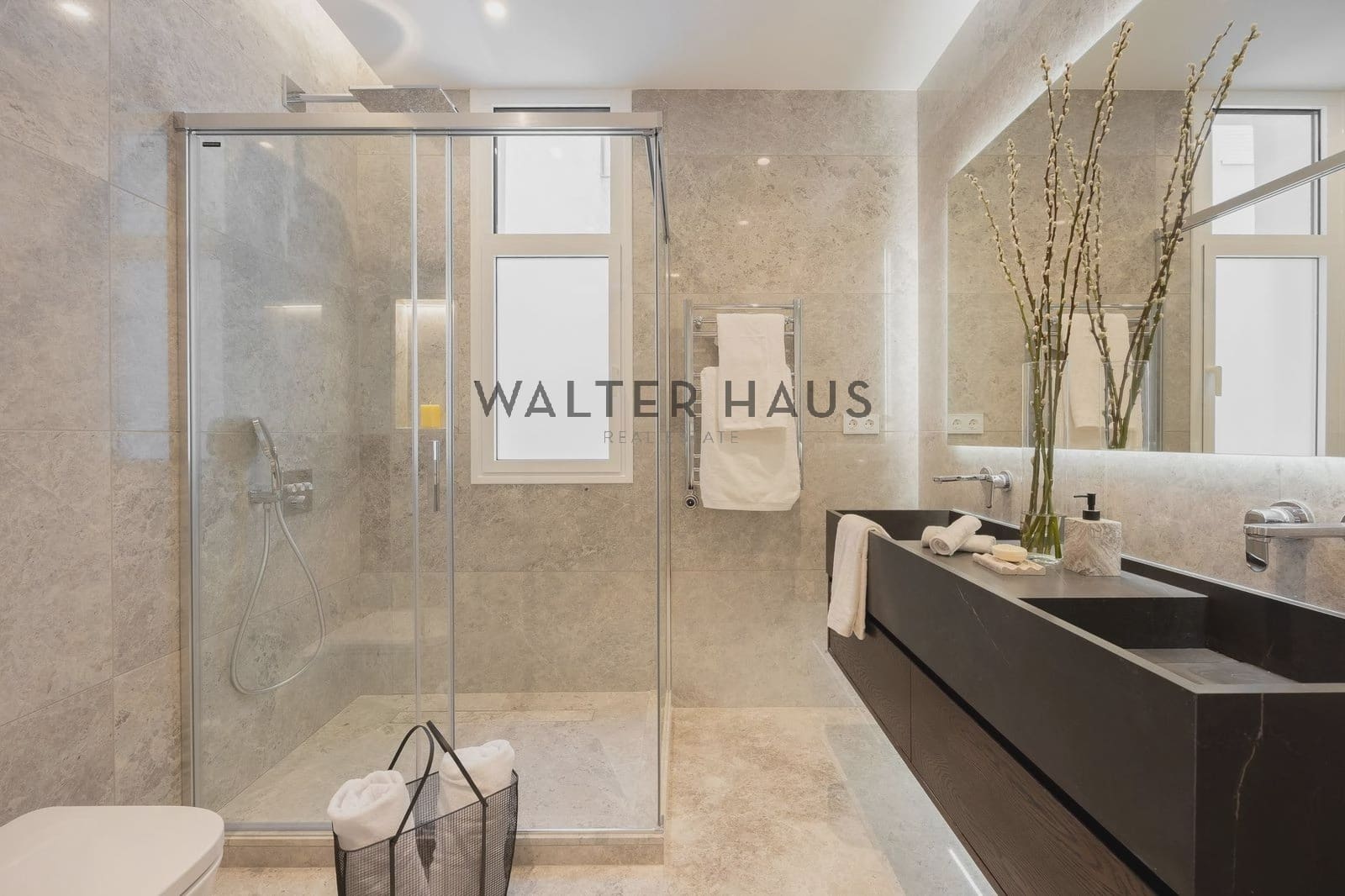 4 bedroom Flat for sale in Madrid city - € 3,750,000 (Ref: 10167575)