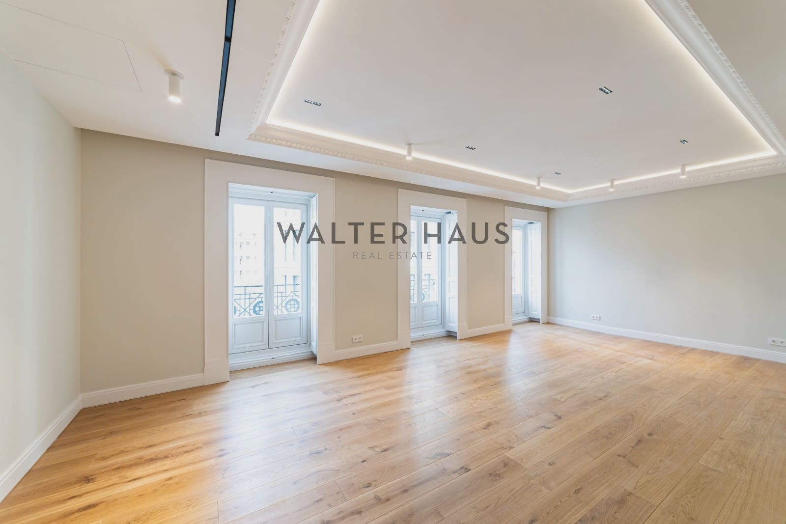 4 bedroom Flat for sale in Madrid city - € 3,750,000 (Ref: 10167575)