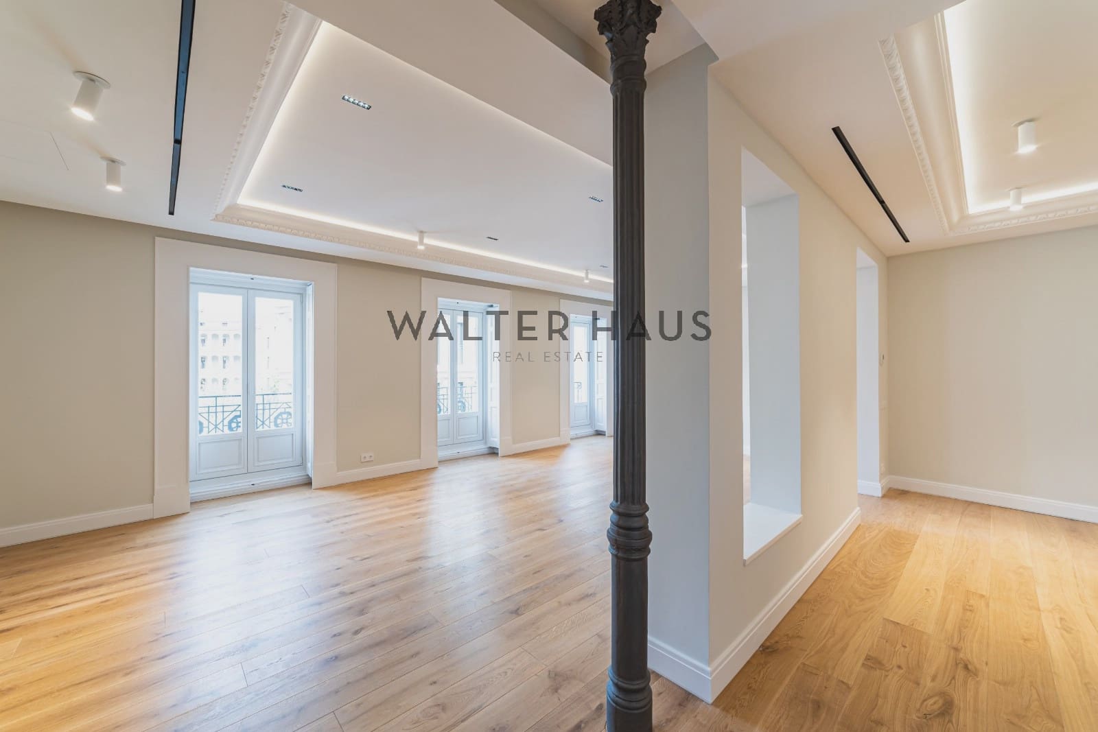 4 bedroom Flat for sale in Madrid city - € 3,750,000 (Ref: 10167575)