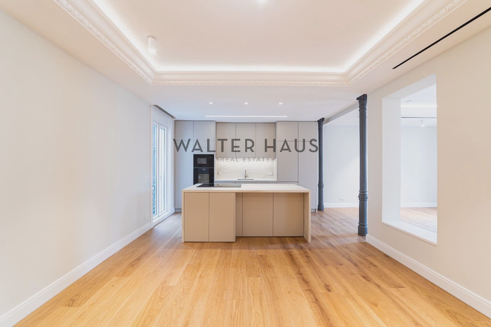 4 bedroom Flat for sale in Madrid city - € 3,750,000 (Ref: 10167575)