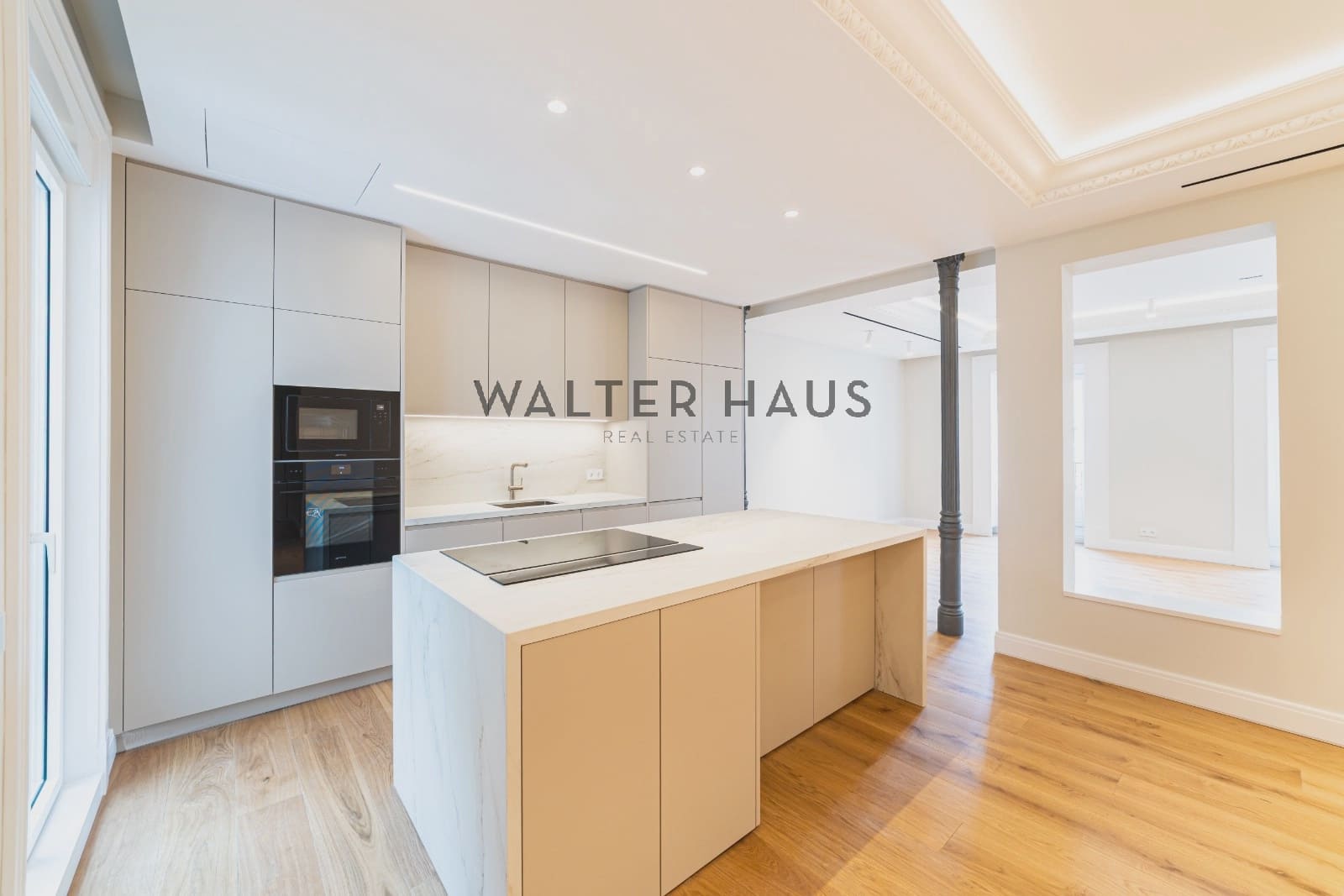 4 bedroom Flat for sale in Madrid city - € 3,750,000 (Ref: 10167575)
