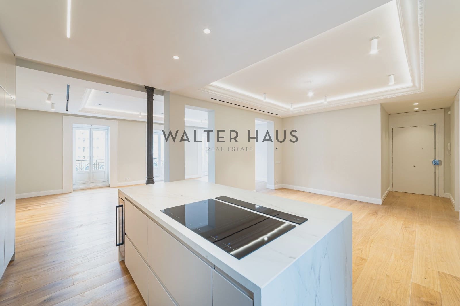 4 bedroom Flat for sale in Madrid city - € 3,750,000 (Ref: 10167575)