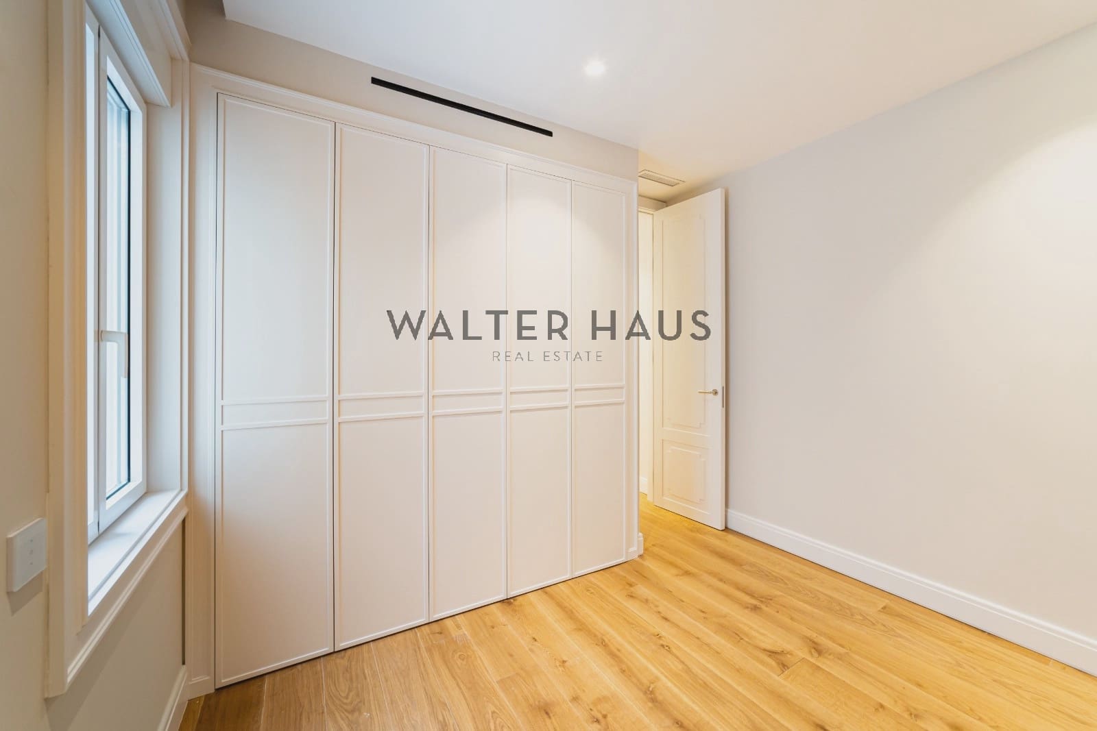 4 bedroom Flat for sale in Madrid city - € 3,750,000 (Ref: 10167575)