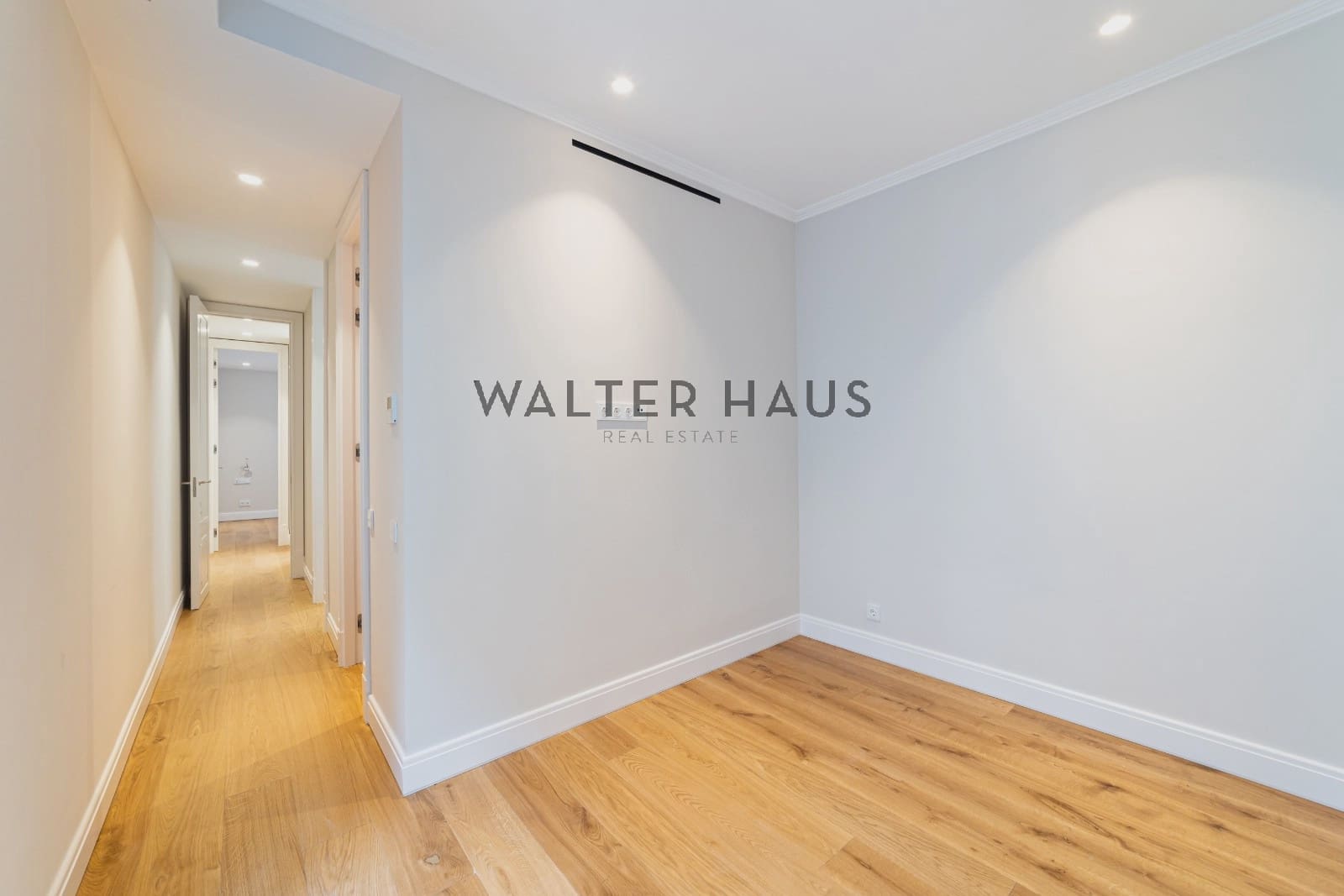 4 bedroom Flat for sale in Madrid city - € 3,750,000 (Ref: 10167575)