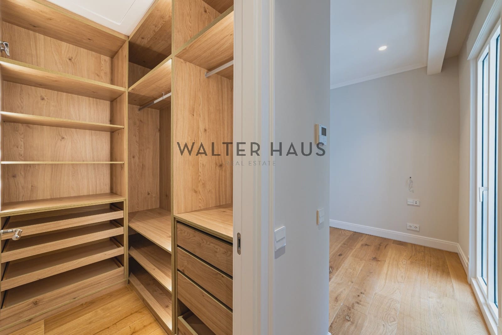 4 bedroom Flat for sale in Madrid city - € 3,750,000 (Ref: 10167575)