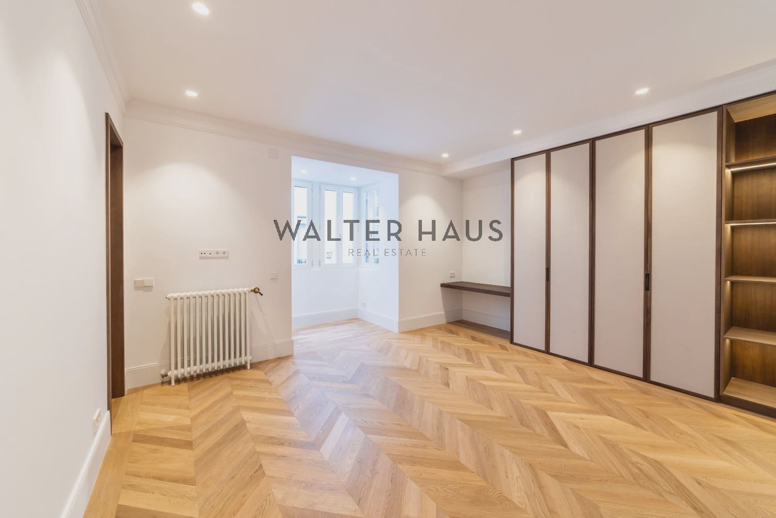 3 slaapkamer Flat te koop in Madrid stad - € 4.100.000 (Ref: 10172342)