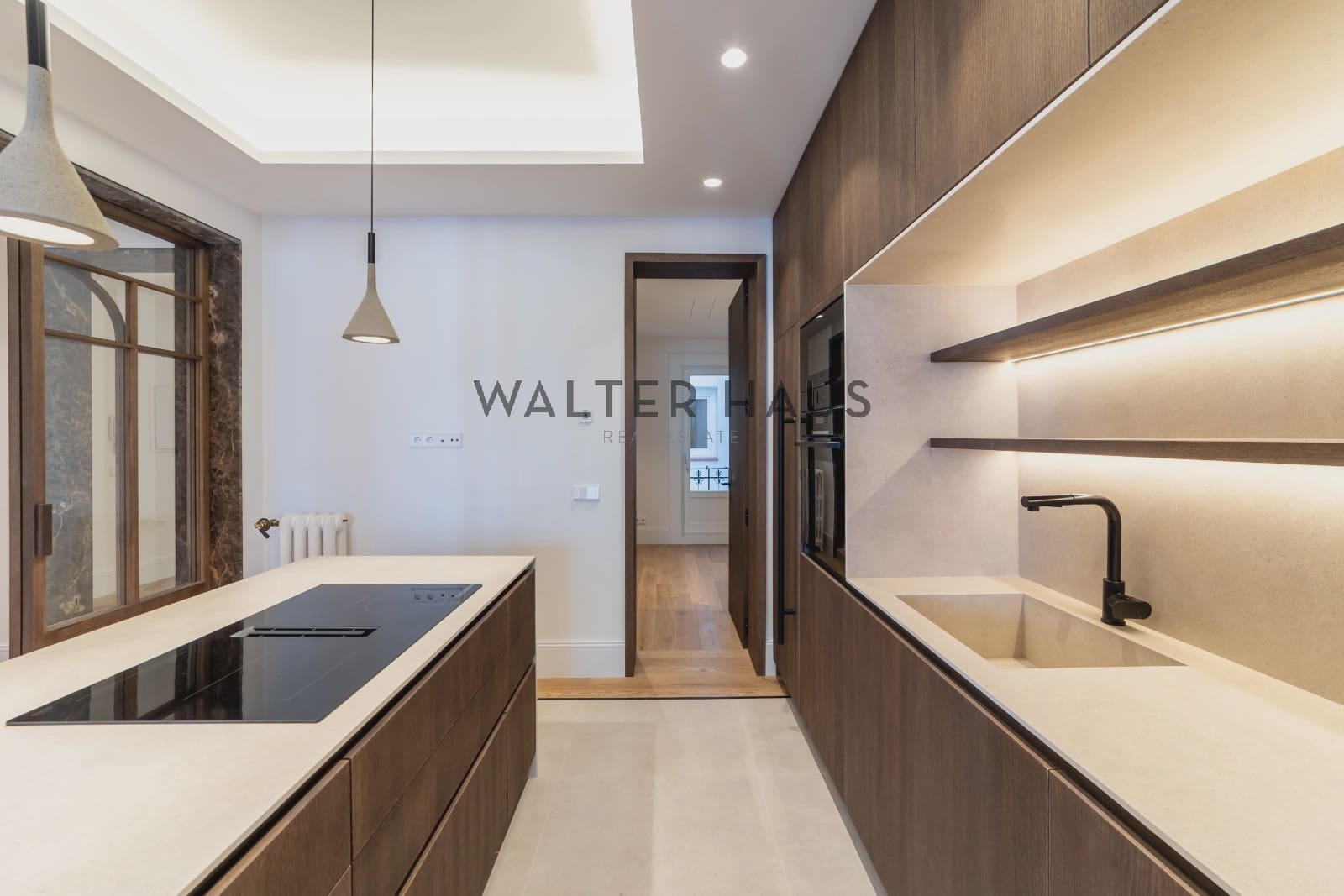 3 slaapkamer Flat te koop in Madrid stad - € 4.100.000 (Ref: 10172342)