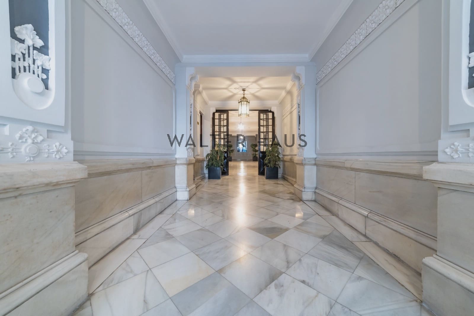 3 slaapkamer Flat te koop in Madrid stad - € 4.100.000 (Ref: 10172342)