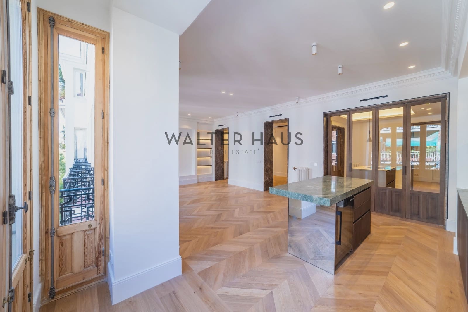 3 slaapkamer Flat te koop in Madrid stad - € 4.100.000 (Ref: 10172342)
