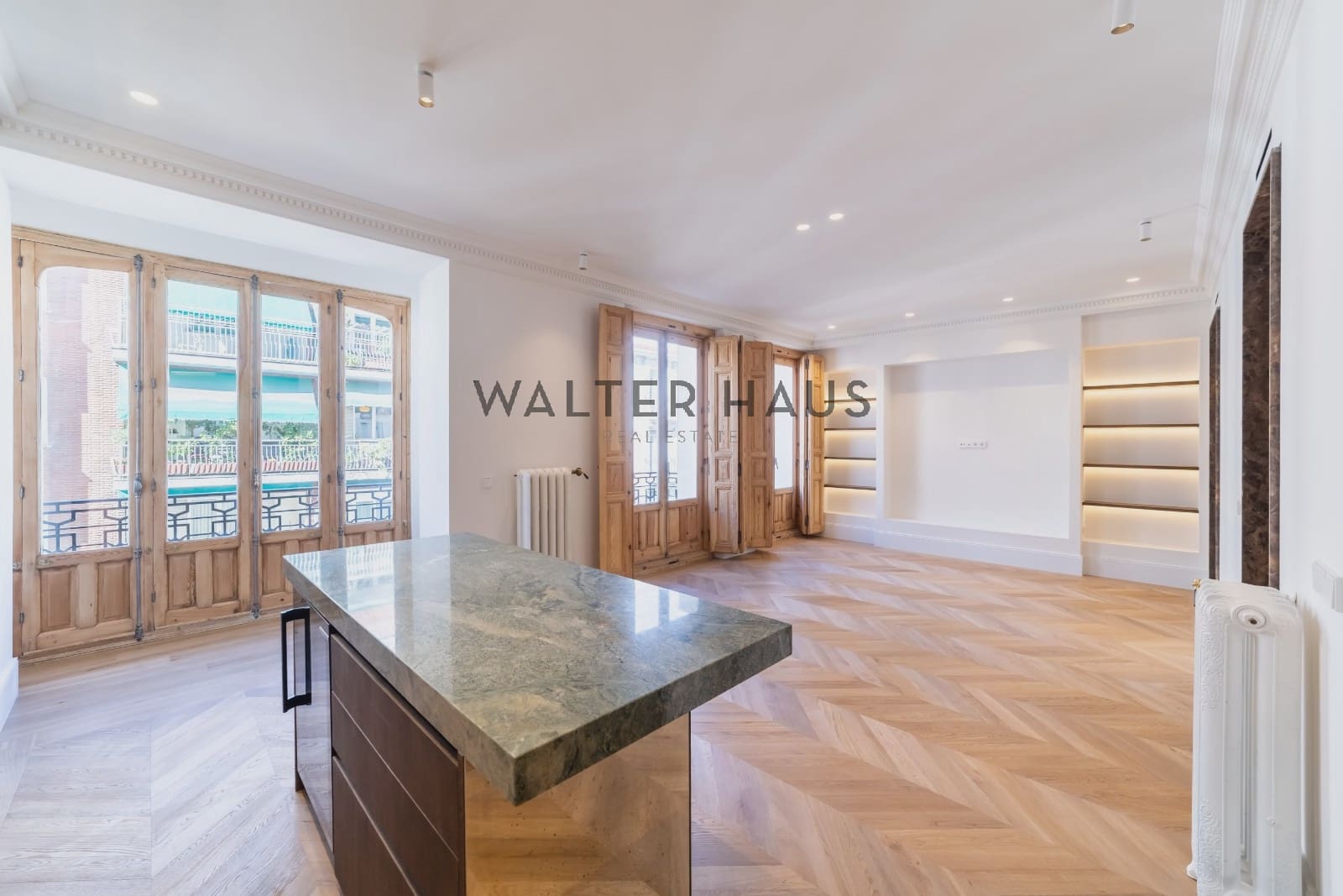3 slaapkamer Flat te koop in Madrid stad - € 4.100.000 (Ref: 10172342)