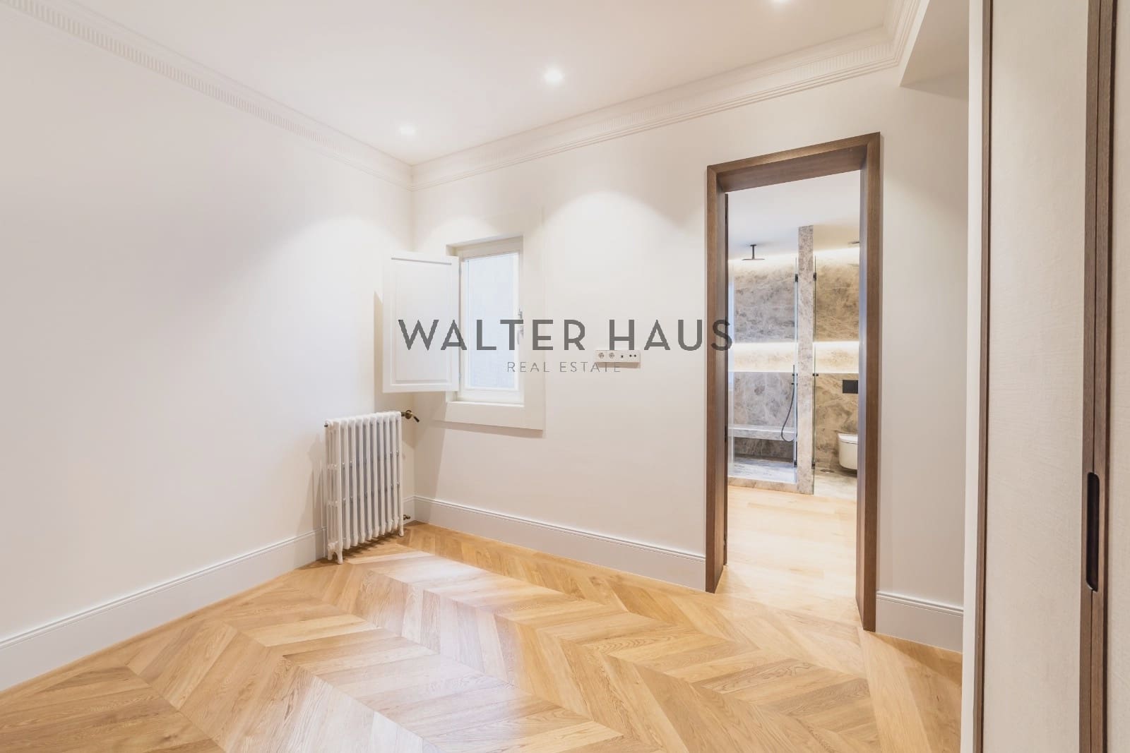 3 slaapkamer Flat te koop in Madrid stad - € 4.100.000 (Ref: 10172342)