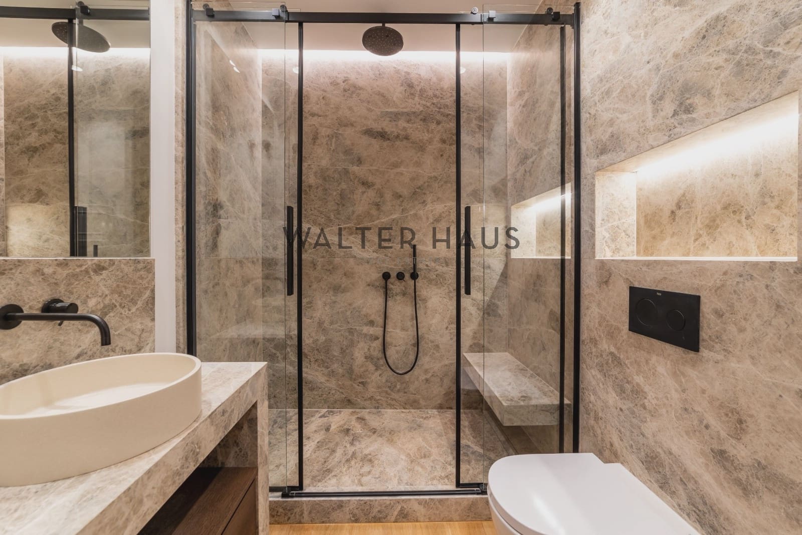 3 slaapkamer Flat te koop in Madrid stad - € 4.100.000 (Ref: 10172342)