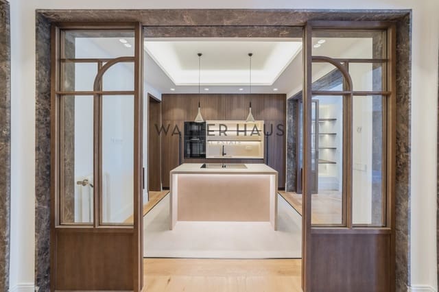 3 slaapkamer Flat te koop in Goya, Madrid stad - € 4.100.000 (Ref: 10172342)