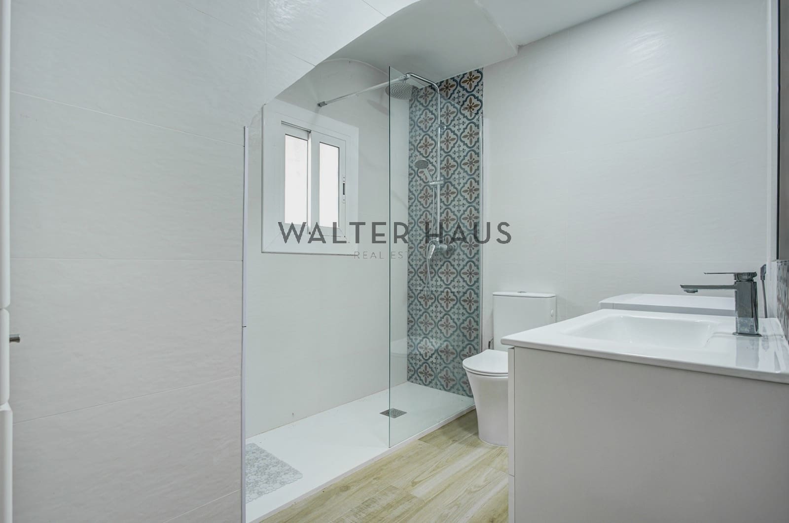 3 bedroom Villa for sale in Santa Cristina d'Aro with garage - € 330,000 (Ref: 10172343)