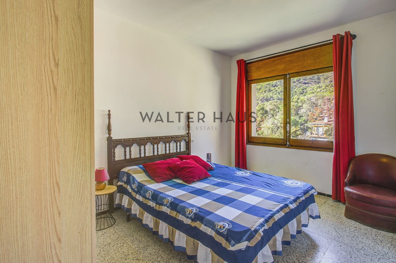 3 bedroom Villa for sale in Santa Cristina d'Aro with garage - € 330,000 (Ref: 10172343)