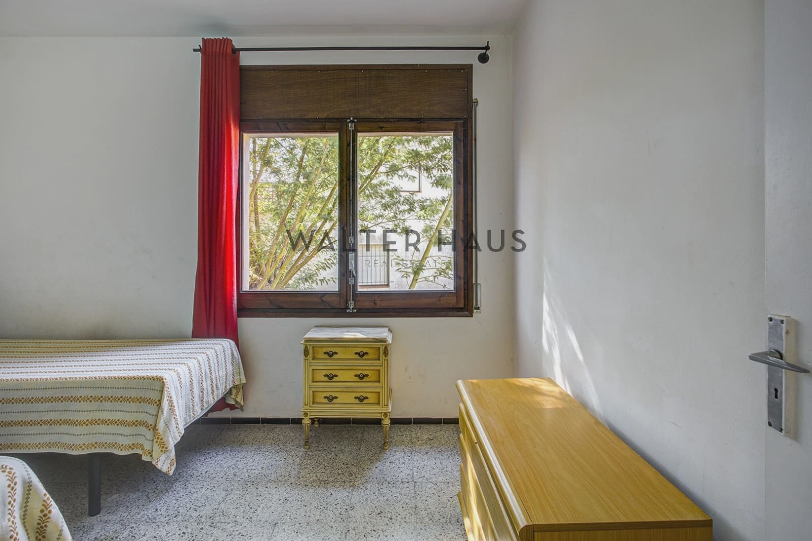 3 bedroom Villa for sale in Santa Cristina d'Aro with garage - € 330,000 (Ref: 10172343)