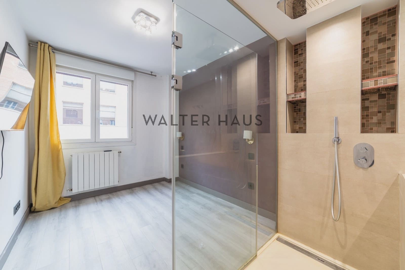 1 Zimmer Wohnung zu vermieten in Madrid Stadt mit Garage - 2.000 € (Ref: 10172344)