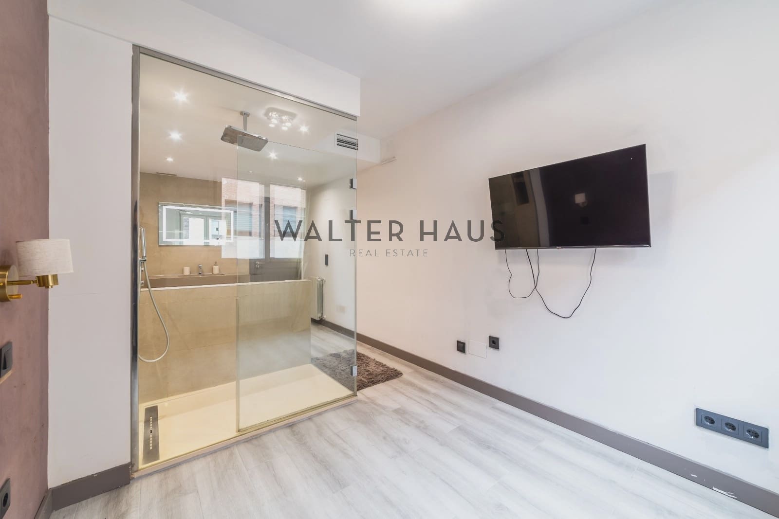 1 Zimmer Wohnung zu vermieten in Madrid Stadt mit Garage - 2.000 € (Ref: 10172344)