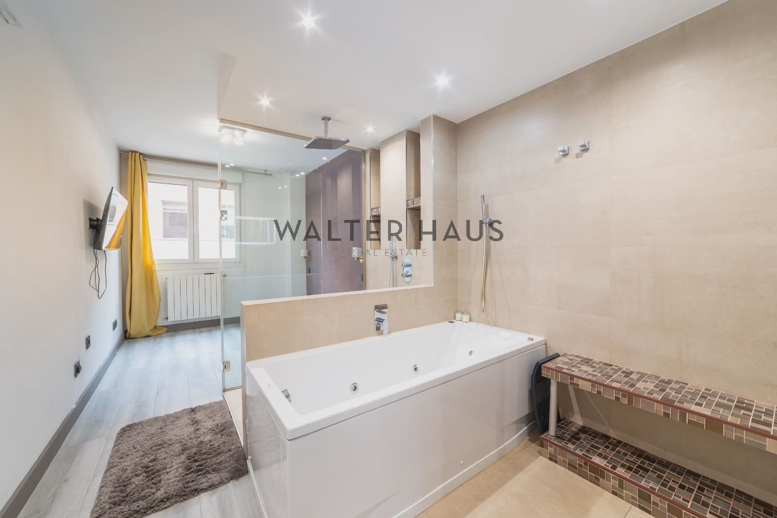 1 Zimmer Wohnung zu vermieten in Madrid Stadt mit Garage - 2.000 € (Ref: 10172344)
