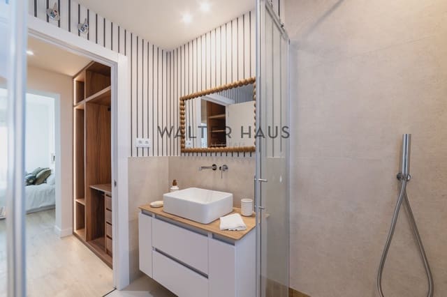 Piso de 2 habitaciones en Ibiza, Madrid ciudad en venta - 1.375.000 € (Ref: 10172345)