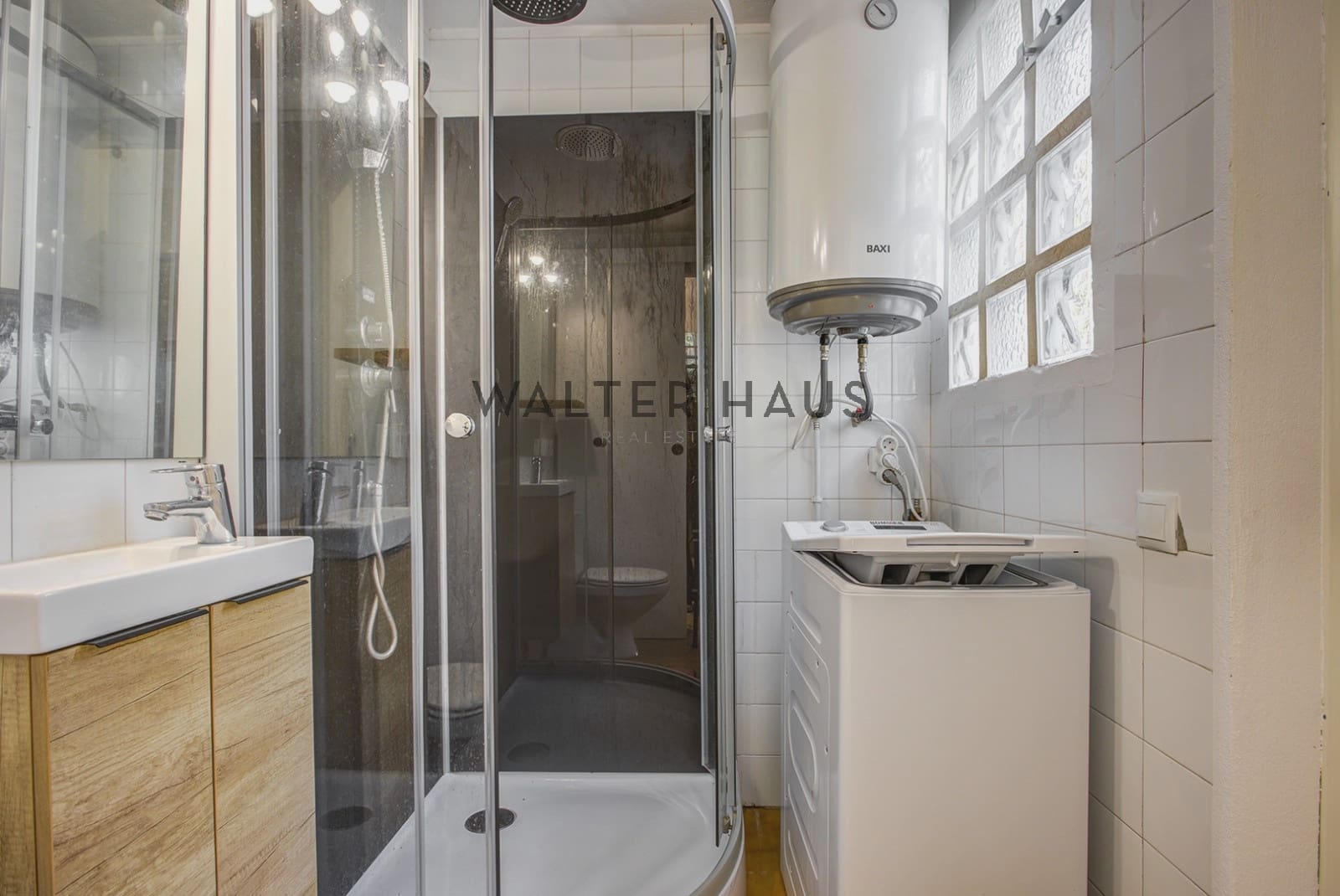 4 slaapkamer Villa te koop in Santa Cristina d'Aro met garage - € 450.000 (Ref: 10172346)