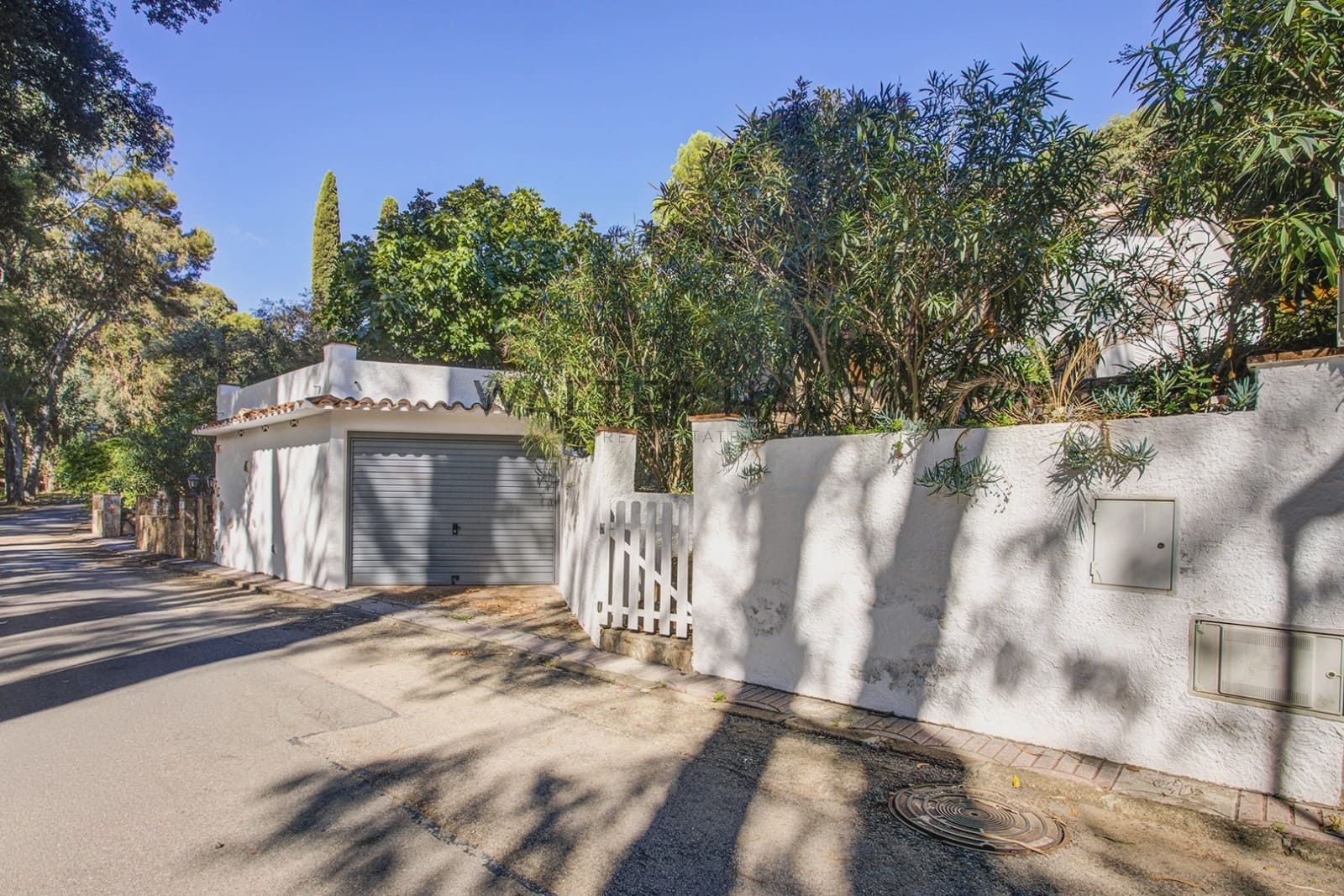 4 slaapkamer Villa te koop in Santa Cristina d'Aro met garage - € 450.000 (Ref: 10172346)