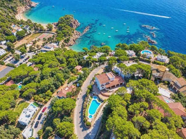 5 soverom Villa til salgs i Santa Cristina d'Aro med svømmebasseng garasje - € 2 900 000 (Ref: 10172944)