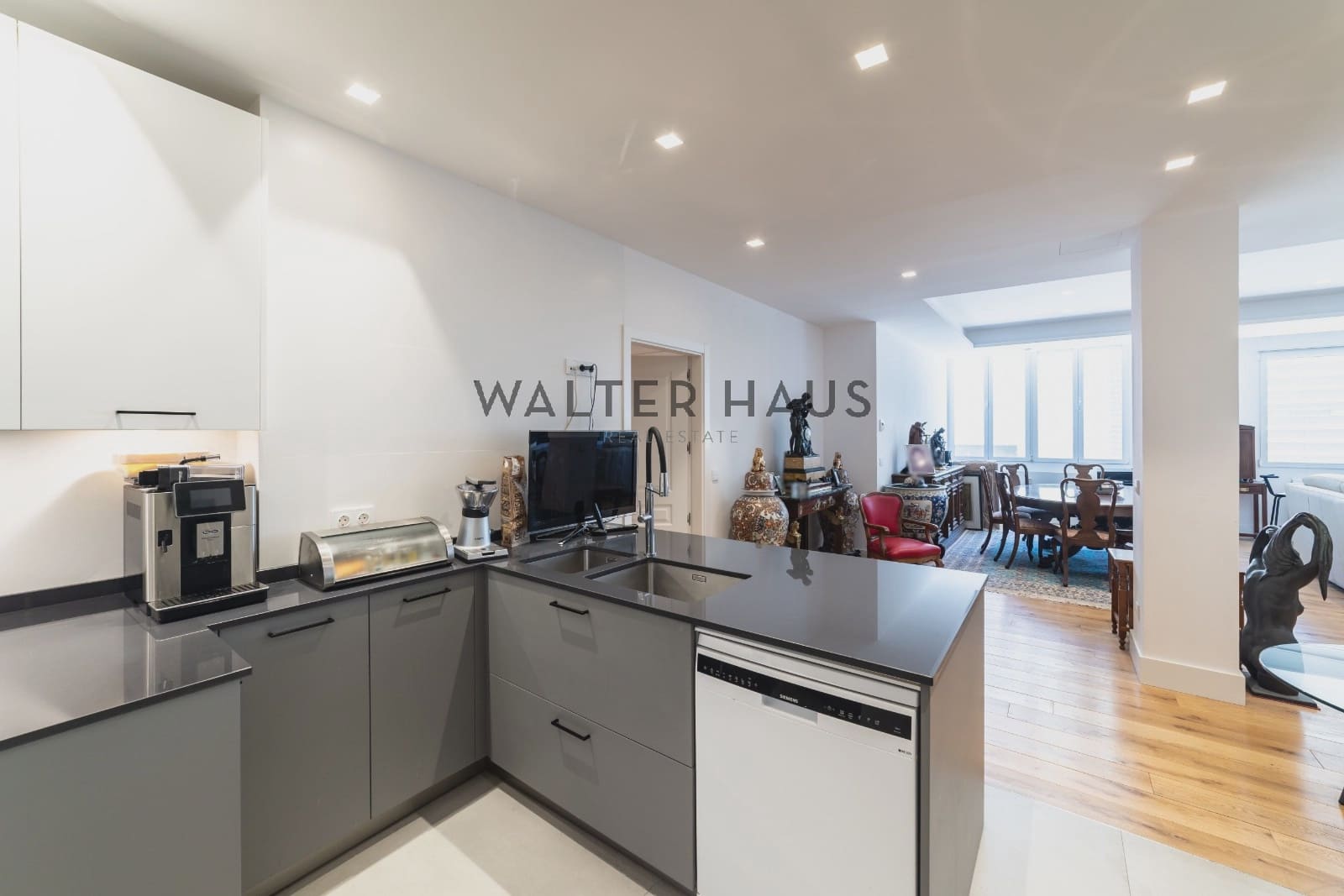 3 soverom Leilighet til salgs i Madrid by med garasje - € 2 350 000 (Ref: 10175650)