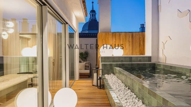 3 soveværelse Lejlighed til salg i Castellana, Madrid by med swimmingpool - € 4.895.000 (Ref: 10176061)