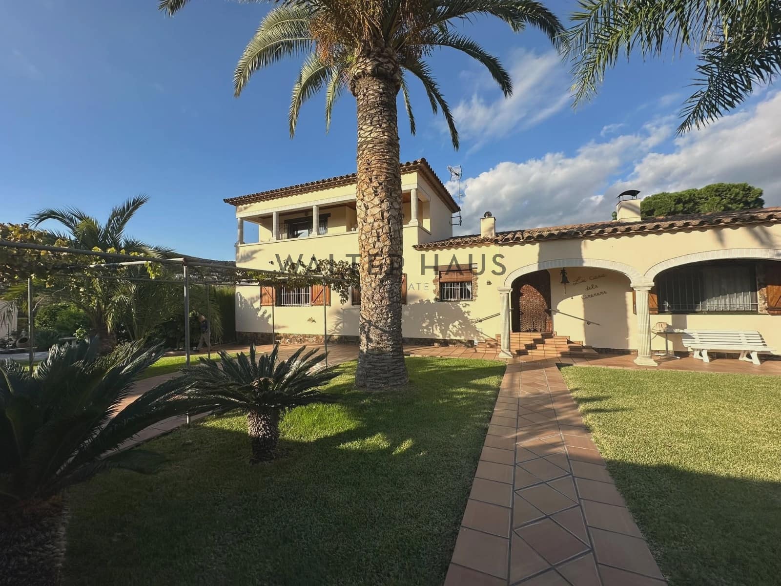 5 bedroom Villa for sale in Calonge i Sant Antoni with pool garage - € 1,050,000 (Ref: 10177511)