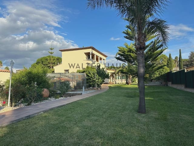 5 bedroom Villa for sale in Calonge i Sant Antoni with pool garage - € 1,050,000 (Ref: 10177511)