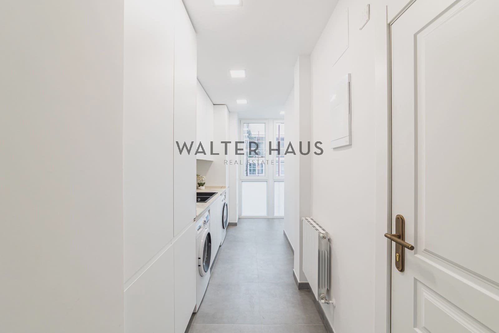 Piso de 3 habitaciones en Madrid ciudad en venta con garaje - 2.400.000 € (Ref: 10181993)