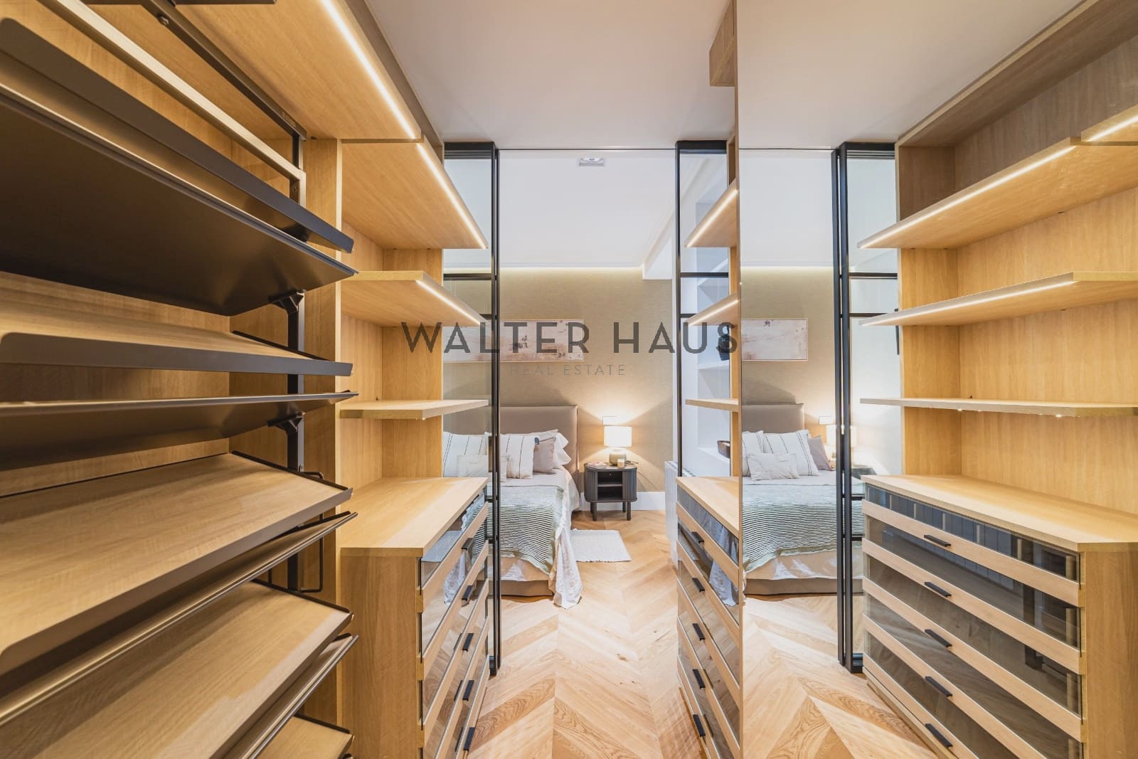 Piso de 3 habitaciones en Madrid ciudad en venta con garaje - 2.400.000 € (Ref: 10181993)