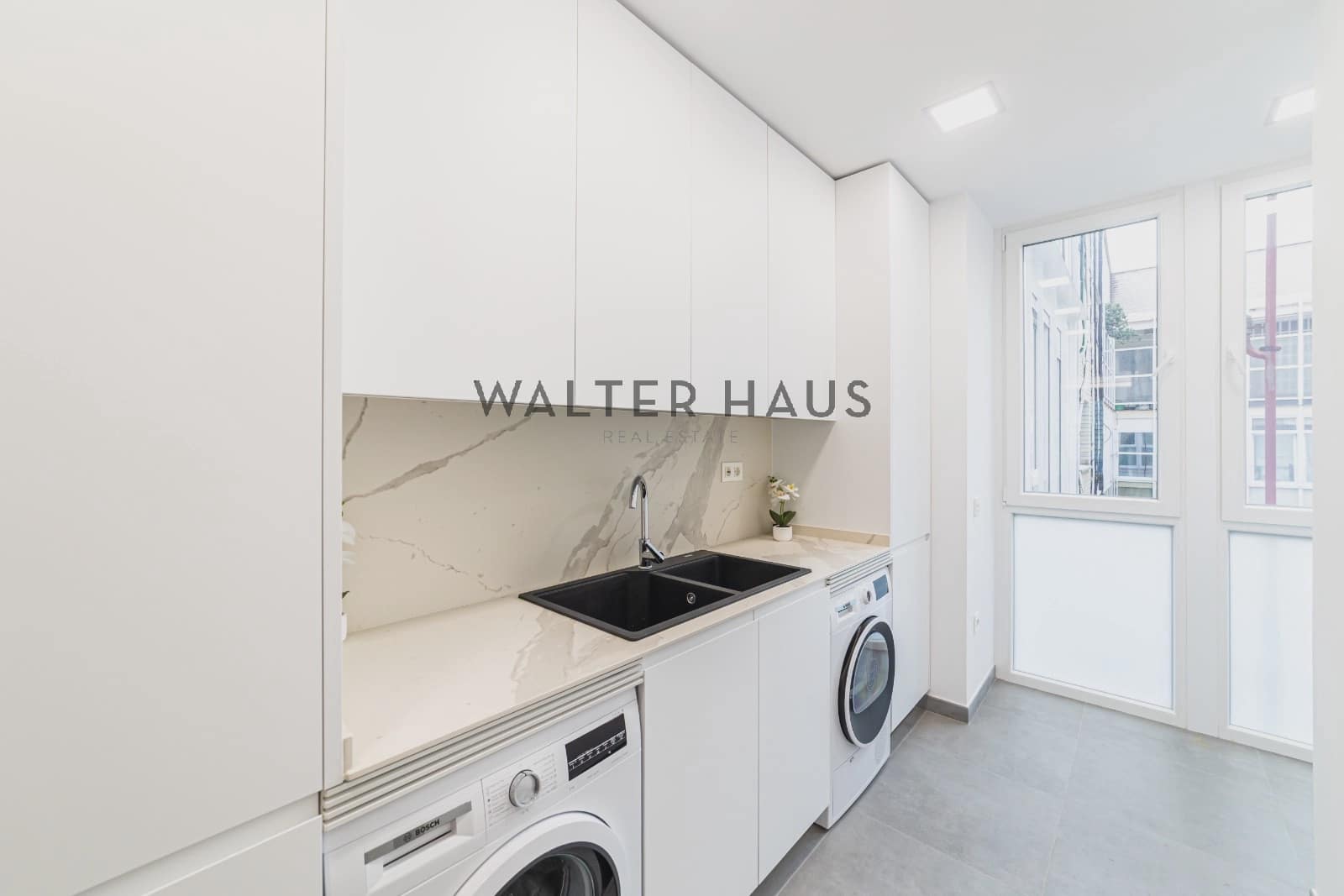 Piso de 3 habitaciones en Madrid ciudad en venta con garaje - 2.400.000 € (Ref: 10181993)
