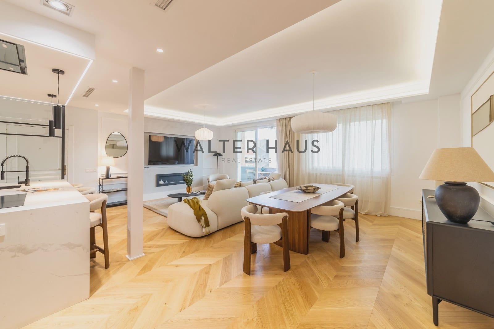 Piso de 3 habitaciones en Madrid ciudad en venta con garaje - 2.400.000 € (Ref: 10181993)