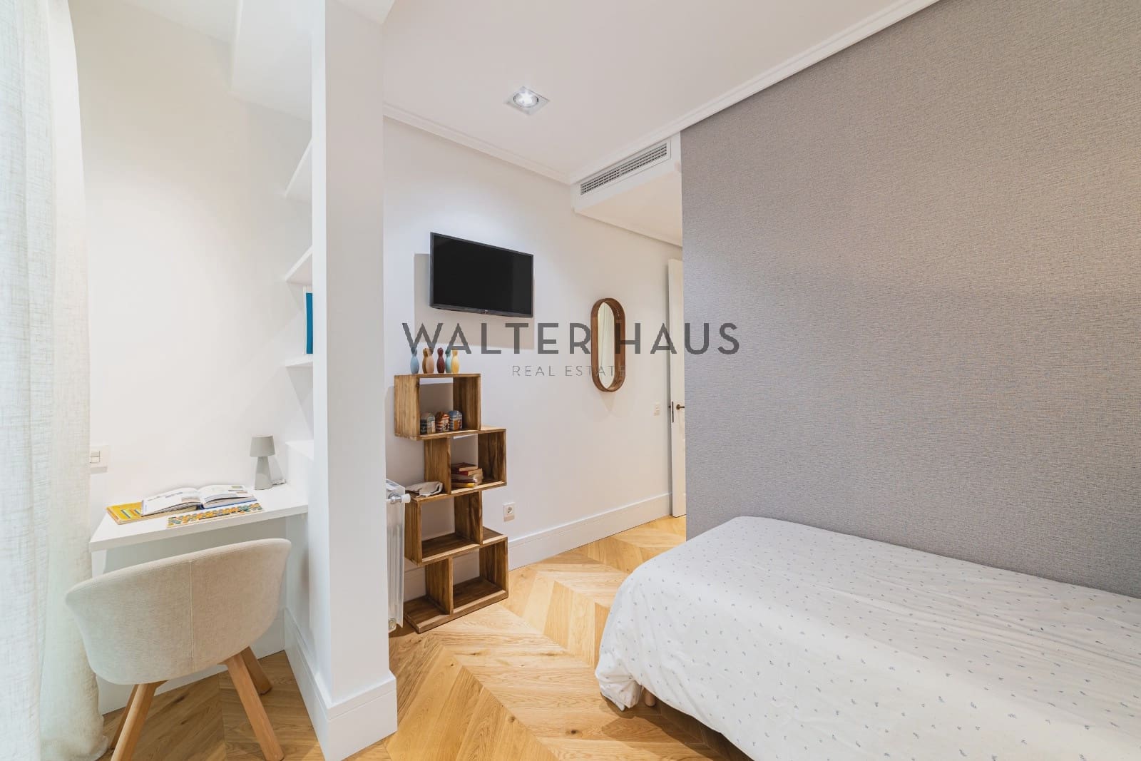 Piso de 3 habitaciones en Madrid ciudad en venta con garaje - 2.400.000 € (Ref: 10181993)