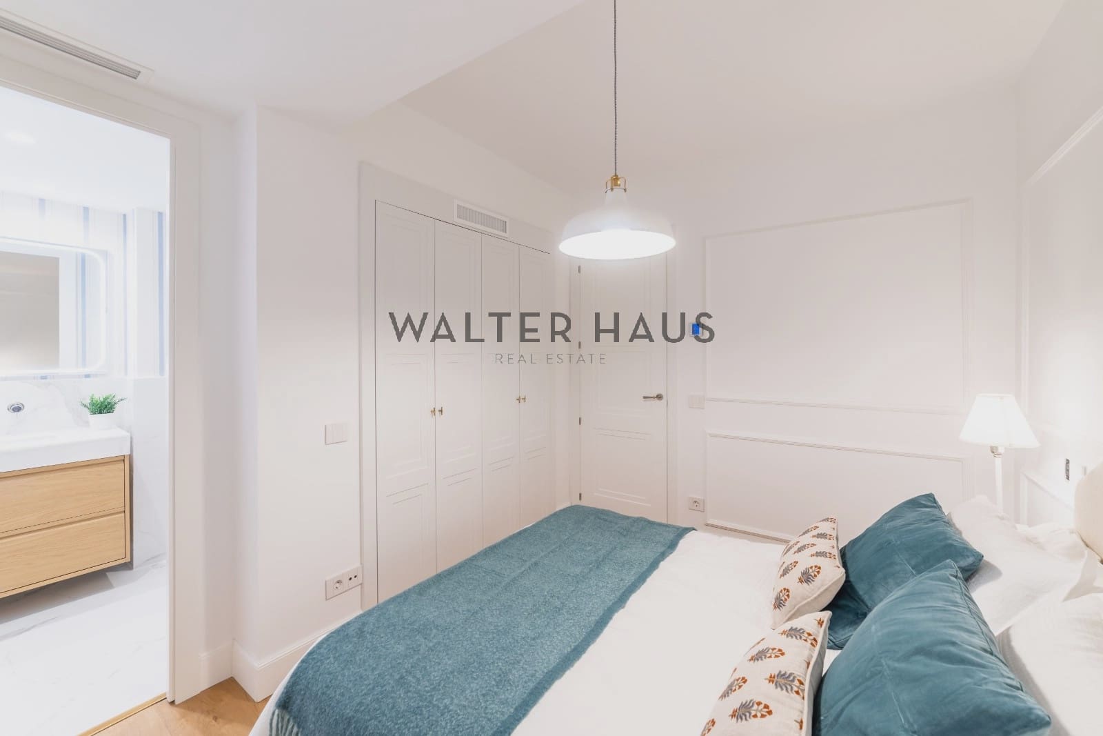 3 soveværelse Lejlighed til salg i Madrid by - € 1.690.000 (Ref: 10181994)