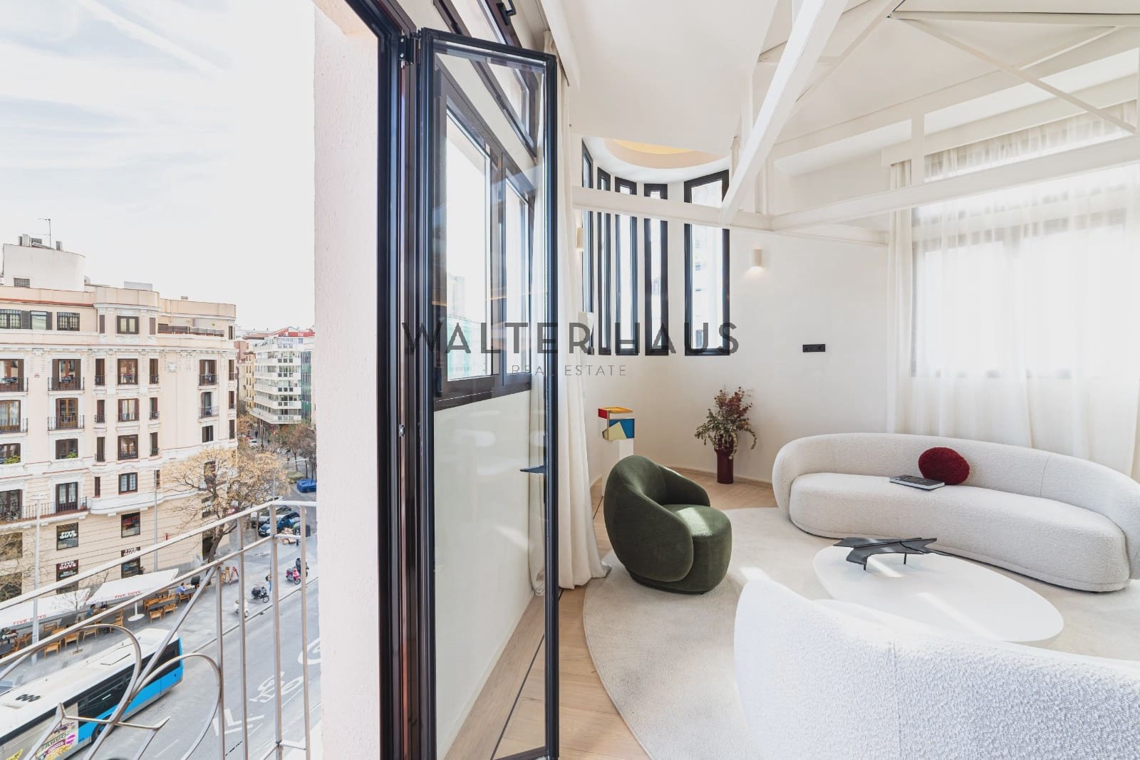 4 makuuhuone Kattohuoneisto vuokrattavana paikassa Madrid kaupunki - 11 000 € (Ref: 10183692)