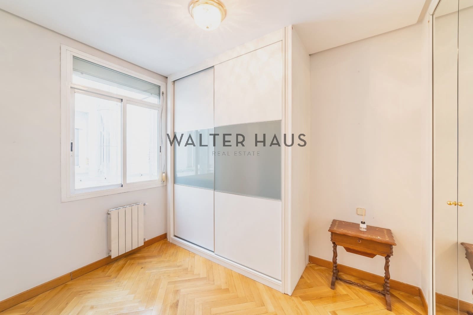 2 slaapkamer Flat te koop in Madrid stad - € 2.250.000 (Ref: 10185310)